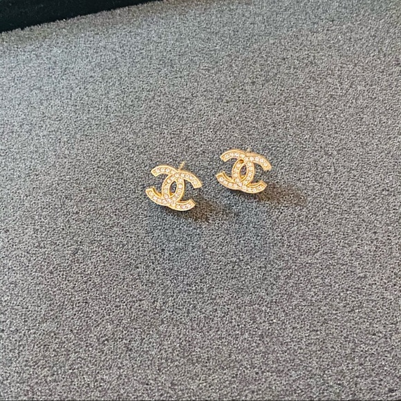 Chanel Golden CC Stud Earrings Small - Picture 7 of 8